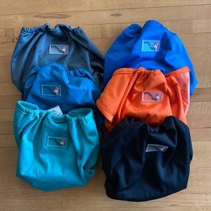 Bundle of six (6) Rumparooz cloth diaper covers- like new!